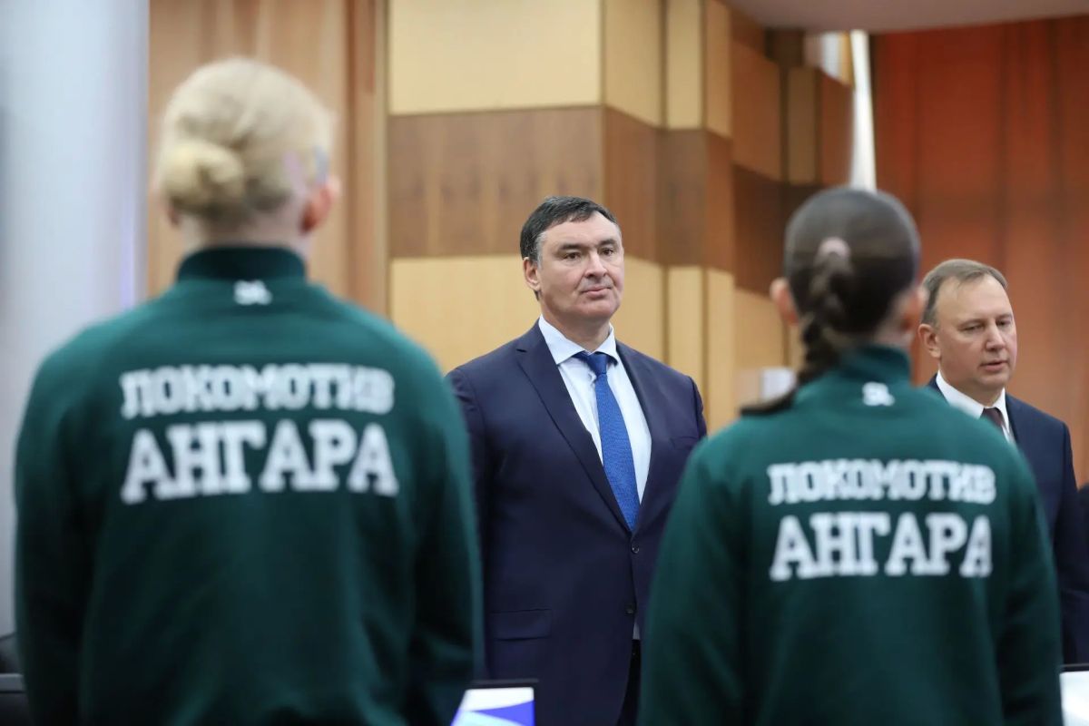 Руслан Болотов: Для женской волейбольной юношеской команды «Локомотив-Ангара» начался новый спортивный сезон Руслан Болотов: Для женской волейбольной юношеской команды «Локомотив-Ангара» начался новый спортивный сезон