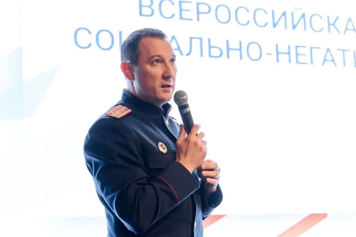Иркутские следователи борются с негативом в молодежной среде Иркутские следователи борются с негативом в молодежной среде