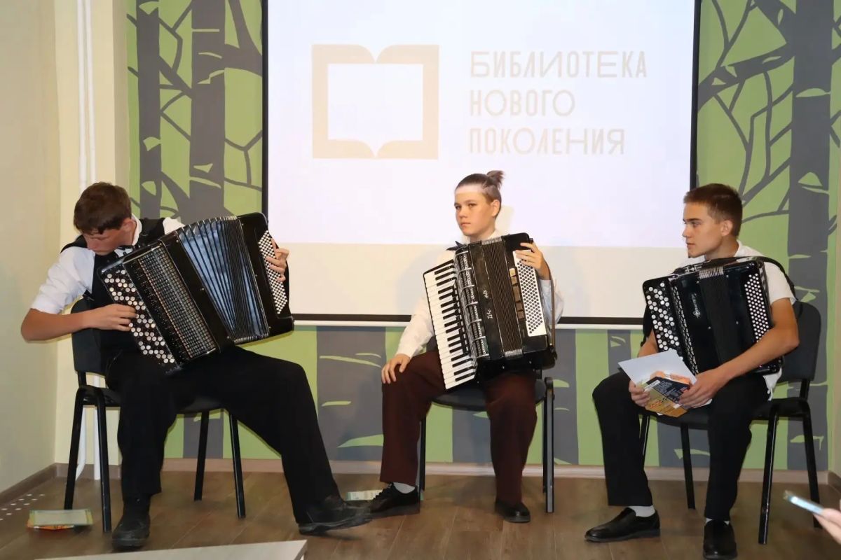 Семь модельных библиотек создано в этом году в Иркутской области, в том числе в Ангарске Семь модельных библиотек создано в этом году в Иркутской области, в том числе в Ангарске