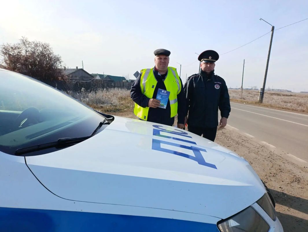 В Зиминском районе сотрудники Госавтоинспекции и дружинники провели акцию на региональной автодороге В Зиминском районе сотрудники Госавтоинспекции и дружинники провели акцию на региональной автодороге
