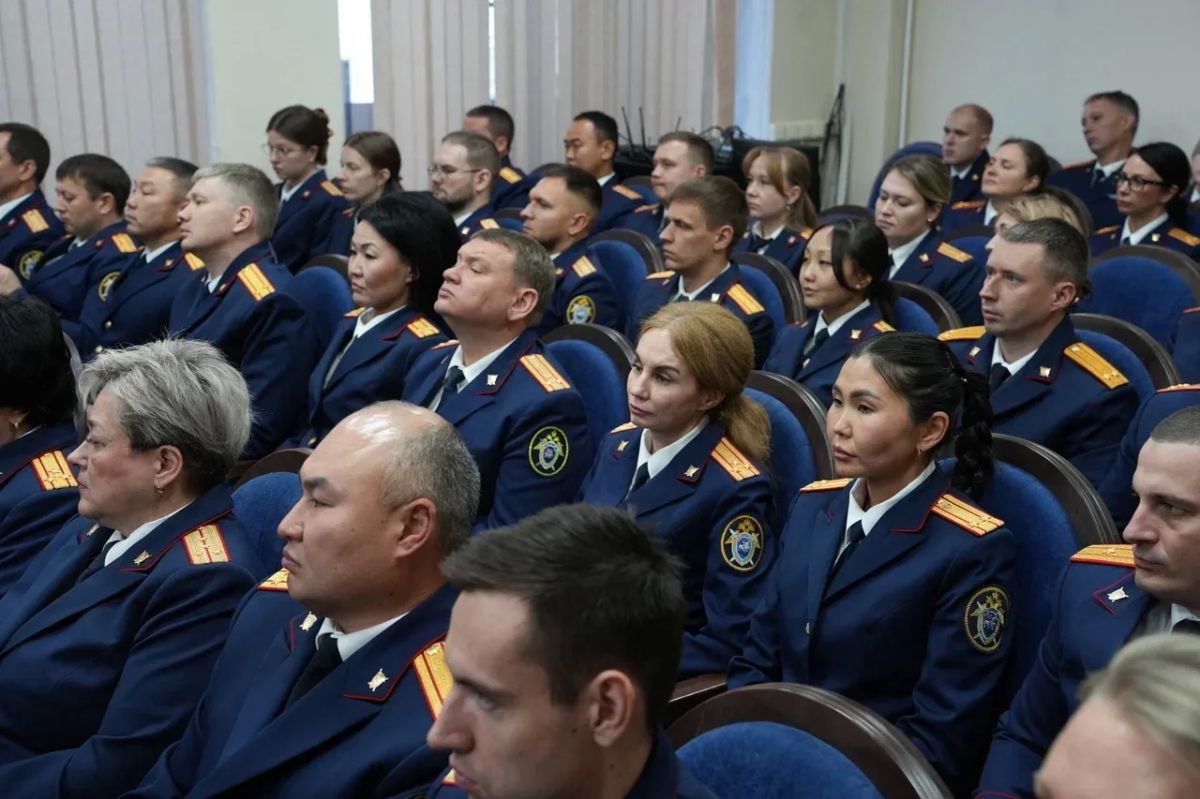 В областном центре представили нового руководителя Следственного комитета России по Иркутской области В областном центре представили нового руководителя Следственного комитета России по Иркутской области