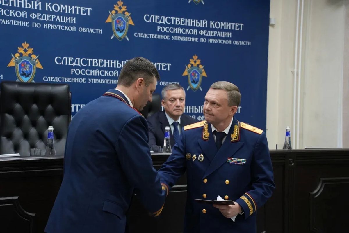 В областном центре представили нового руководителя Следственного комитета России по Иркутской области В областном центре представили нового руководителя Следственного комитета России по Иркутской области