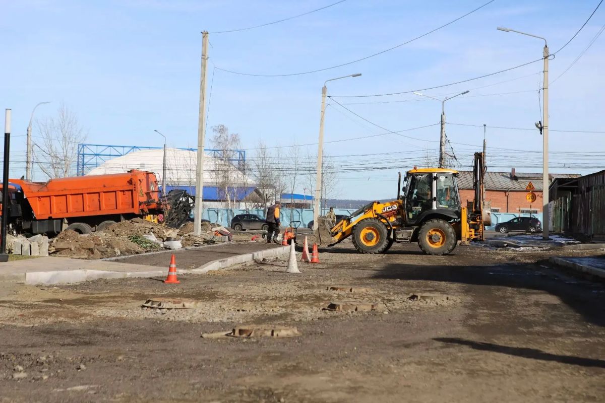 Сегодня ночью на улице Восточный промузел будут укладывать нижний слой асфальтобетона Сегодня ночью на улице Восточный промузел будут укладывать нижний слой асфальтобетона