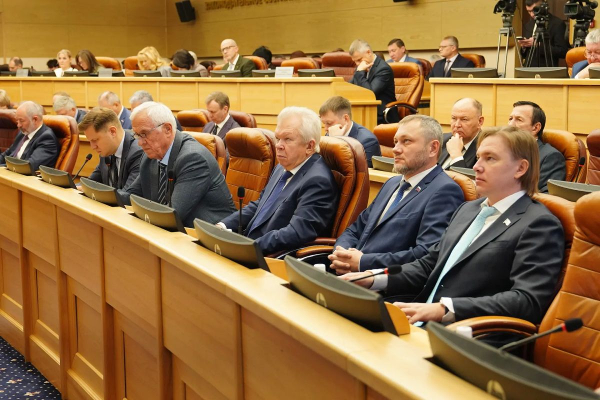 Депутаты приняли изменения в бюджет Приангарья на 2026 год с увеличением расходов на социально значимые направления Депутаты приняли изменения в бюджет Приангарья на 2026 год с увеличением расходов на социально значимые направления