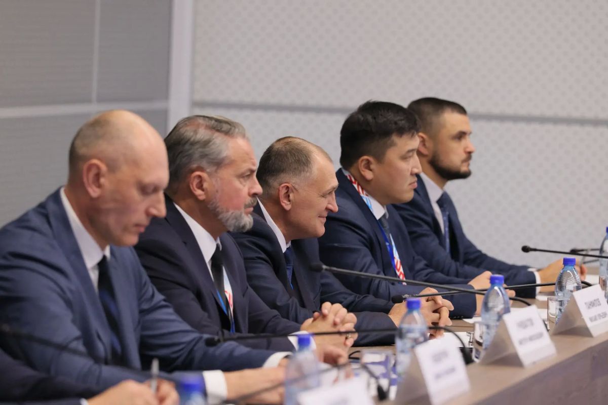 Система детско-юношеского спорта Приангарья представлена на заседании МАСС в Красноярске Система детско-юношеского спорта Приангарья представлена на заседании МАСС в Красноярске