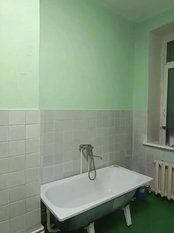 В связи с распространением в социальных сетях фотографий, якобы иллюстрирующих неудовлетворительное состояние помещений детского отделения Иркутской областной инфекционной клинической больницы, минздрав Иркутской области... В связи с распространением в социальных сетях фотографий, якобы иллюстрирующих неудовлетворительное состояние помещений детского отделения Иркутской областной инфекционной клинической больницы, минздрав Иркутской области...