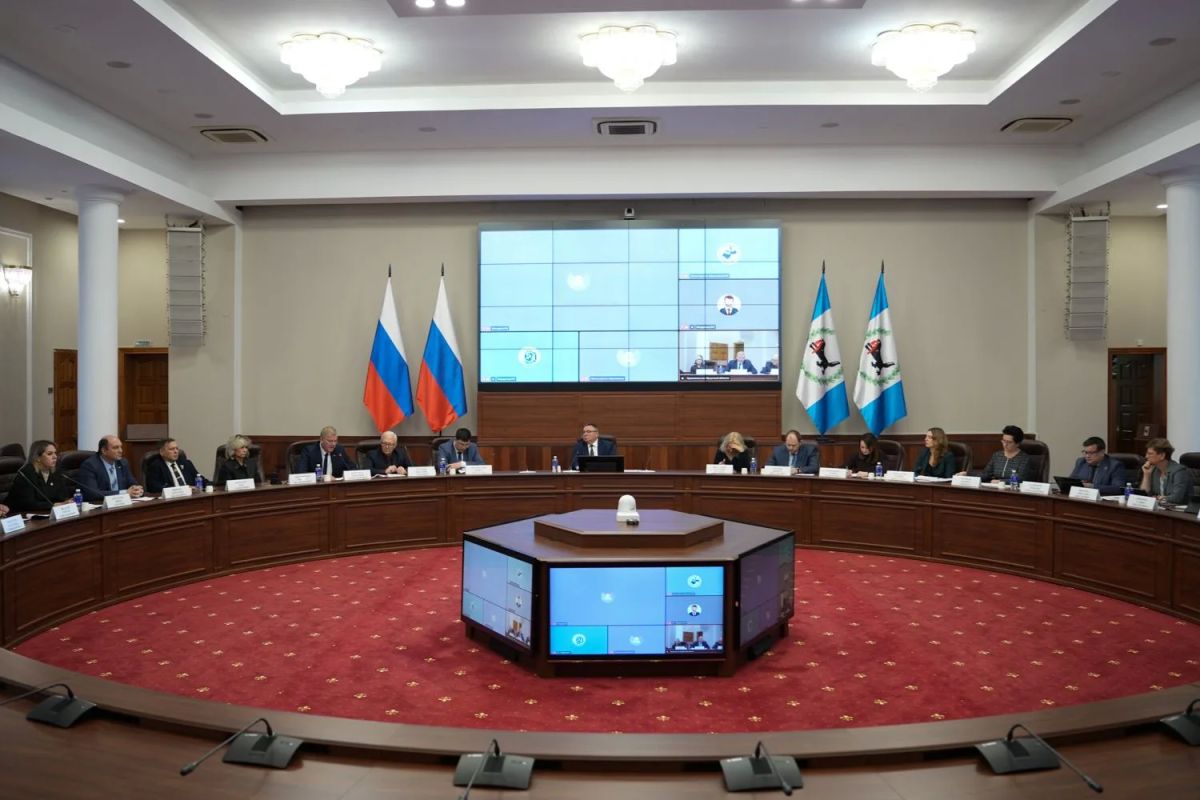 Трехсторонняя комиссия рекомендовала предприятиям и муниципалитетам разработать и принять корпоративные программы по поддержке семей