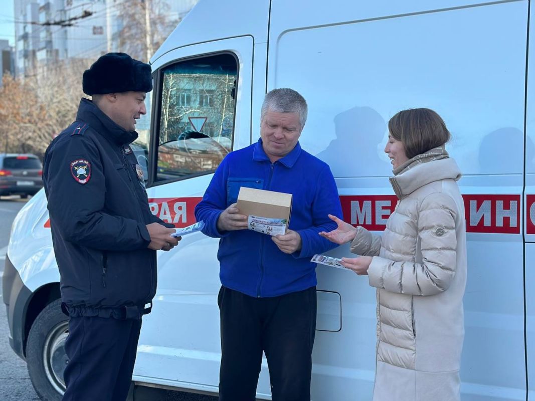 Госавтоинспекция Иркутска совместно с представителями сети АЗС, автошколы «Старк38» и МБУ «Городской спортивно-методический центр» поздравили водителей с праздником — Днем автомобилиста! Госавтоинспекция Иркутска совместно с представителями сети АЗС, автошколы «Старк38» и МБУ «Городской спортивно-методический центр» поздравили водителей с праздником — Днем автомобилиста!