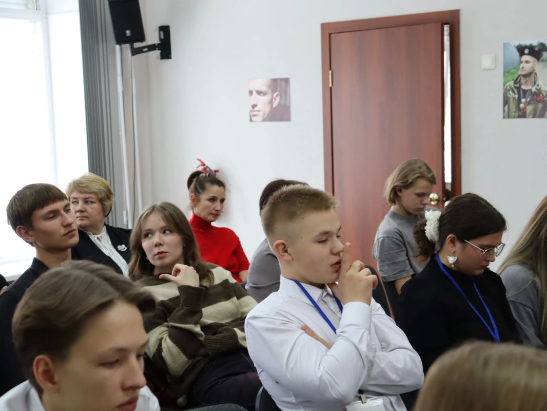 В Ангарском округе началась борьба за звание лучшего ученика В Ангарском округе началась борьба за звание лучшего ученика
