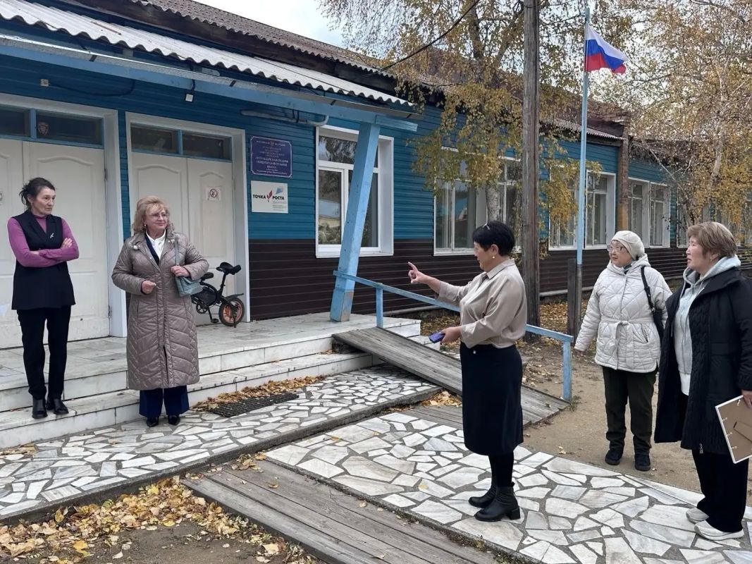 Галина Кудрявцева оценила инициативные проекты в Ольхонском районе