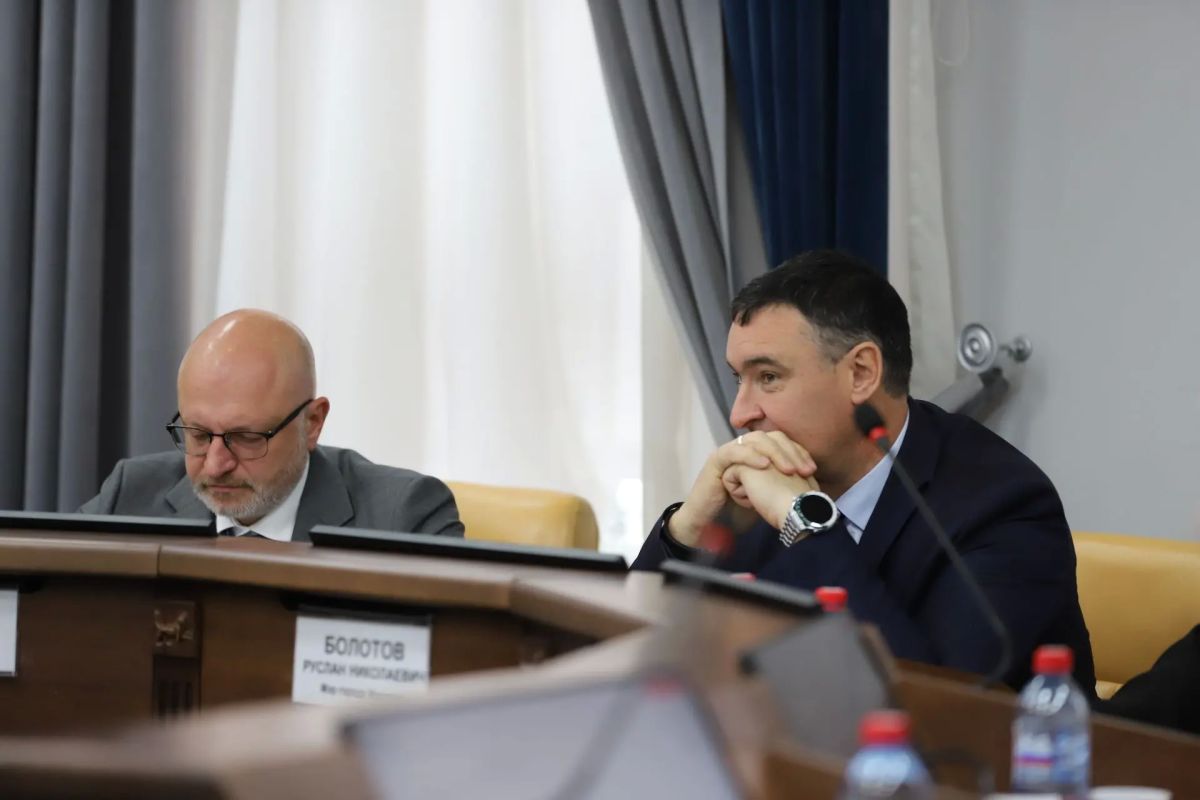 Руслан Болотов: На очередном заседании Думы утвердили корректировки бюджета Иркутска на 2026 год и плановый период 2027 и 2028 годов Руслан Болотов: На очередном заседании Думы утвердили корректировки бюджета Иркутска на 2026 год и плановый период 2027 и 2028 годов