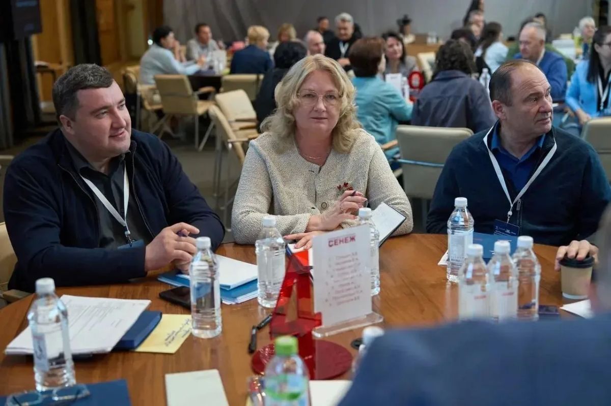 В Мастерской управления «Сенеж» продолжается семинар для уполномоченных по правам человека в субъектах Российской Федерации, направленный на развитие профессионального взаимодействия и совершенствование работы правозащитных... В Мастерской управления «Сенеж» продолжается семинар для уполномоченных по правам человека в субъектах Российской Федерации, направленный на развитие профессионального взаимодействия и совершенствование работы правозащитных...