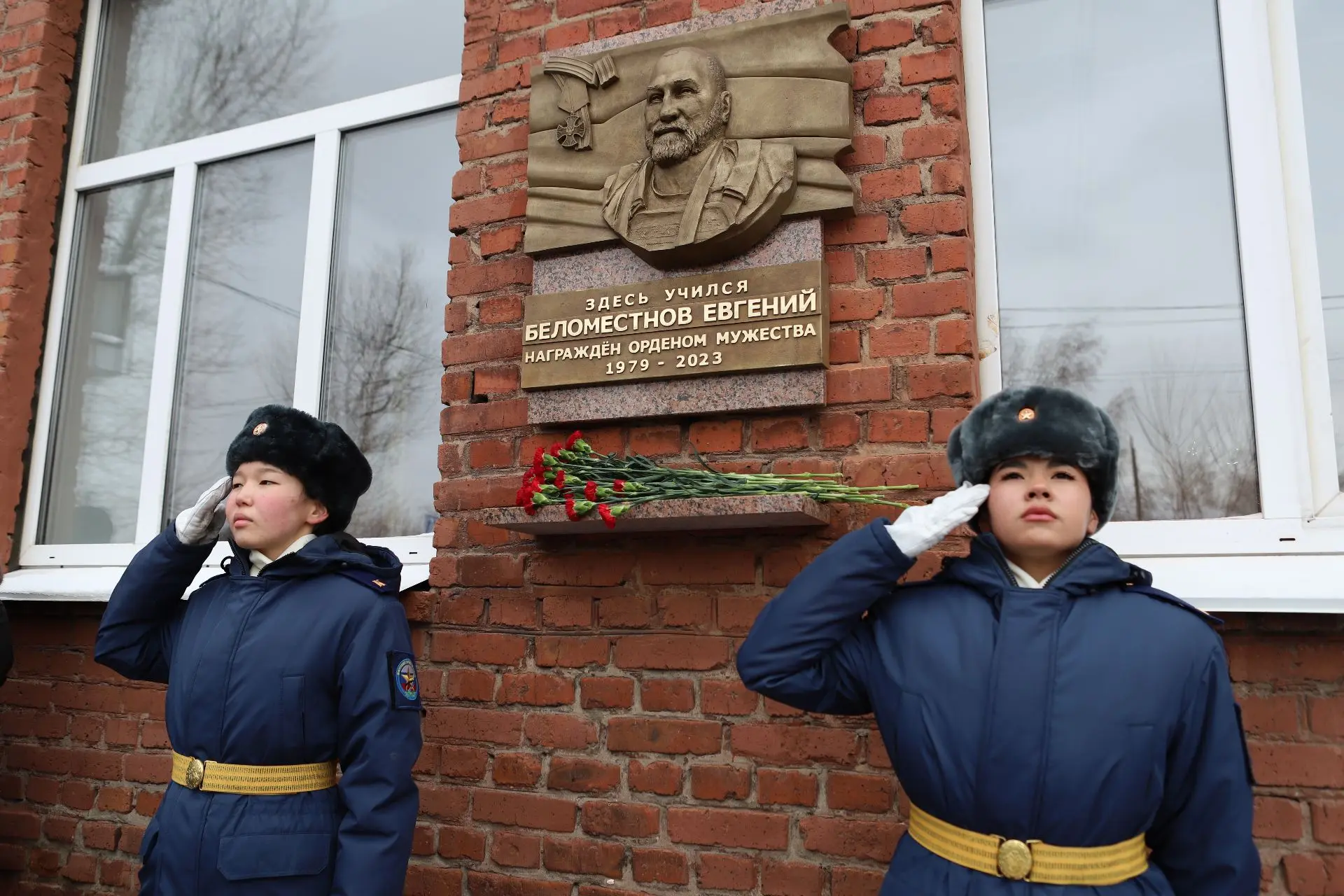 Руслан Болотов: Ещё один памятный знак появился в нашем городе в честь участника специальной военной операции, бойца, который отдал жизнь за мир, за свободу и независимость страны