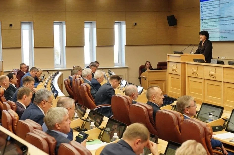 На очередной сессии Законодательного Собрания Иркутской области, которая состоялась в октябре под председательством Александра Ведерникова, были приняты изменения в областной бюджет