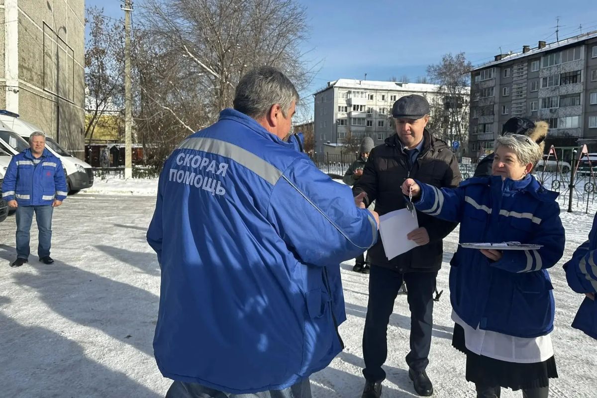 Медучреждения Приангарья получили 15 новых автомобилей скорой медицинской помощи Медучреждения Приангарья получили 15 новых автомобилей скорой медицинской помощи