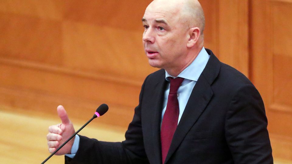 Перспективы рубля: медленное падение или неожиданный рост?
