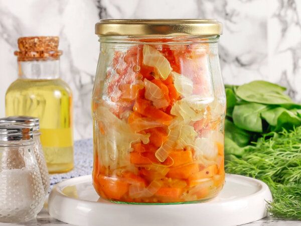 Как освоить морковь: 9 простых и вкусных заготовок для зимнего стола