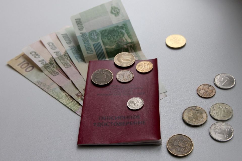 Какой доход позволяет начать копить на пенсию: советы эксперта