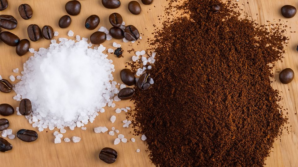 Соль в кофе: как этот неожиданный ингредиент меняет вкусовую палитру