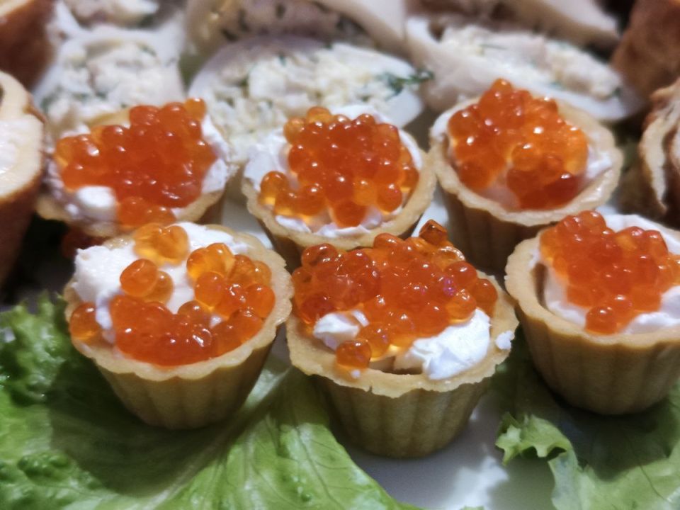 Как выбрать качественную красную икру: советы экспертов