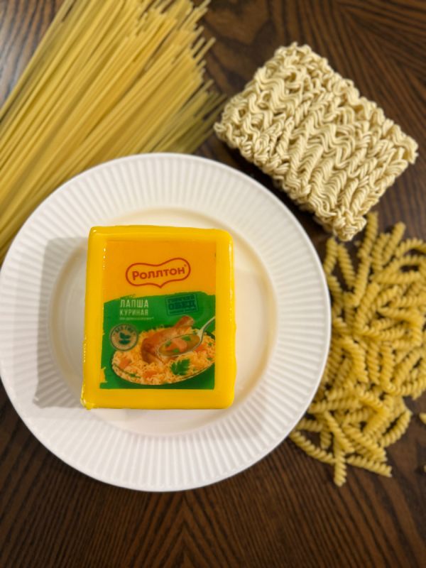 Десерт-ролл с лапшой на Патриках: простой взгляд на неожиданное сочетание