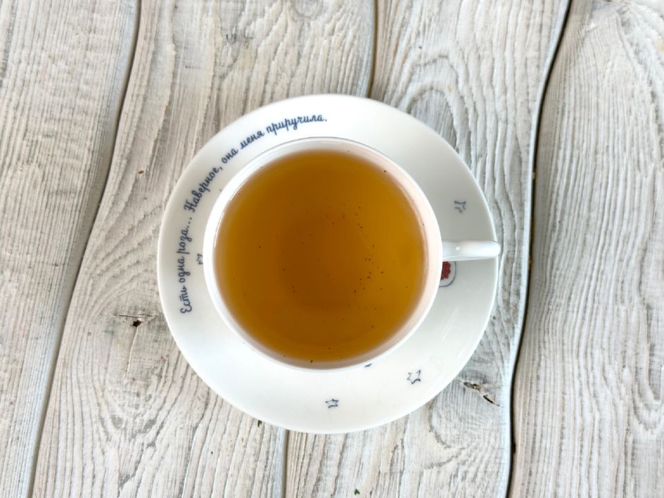 Ферментированный чай из листьев смородины как тихая находка для повседневной пользы