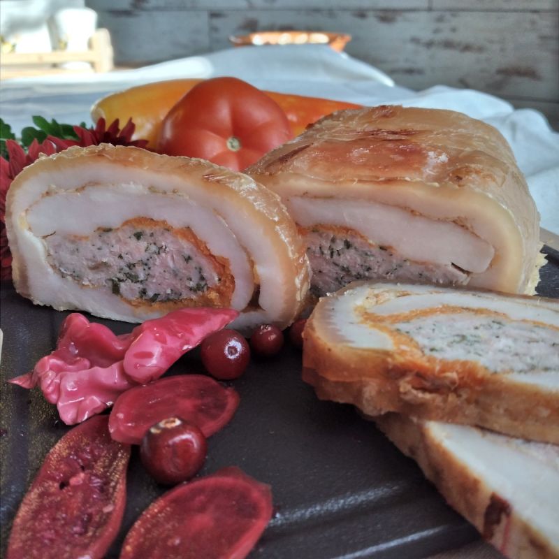 Рулет из свиной грудинки: лучше магазинных деликатесов